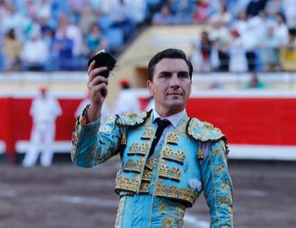 Emoción, sangre y buen toreo en la miurada de Bilbao