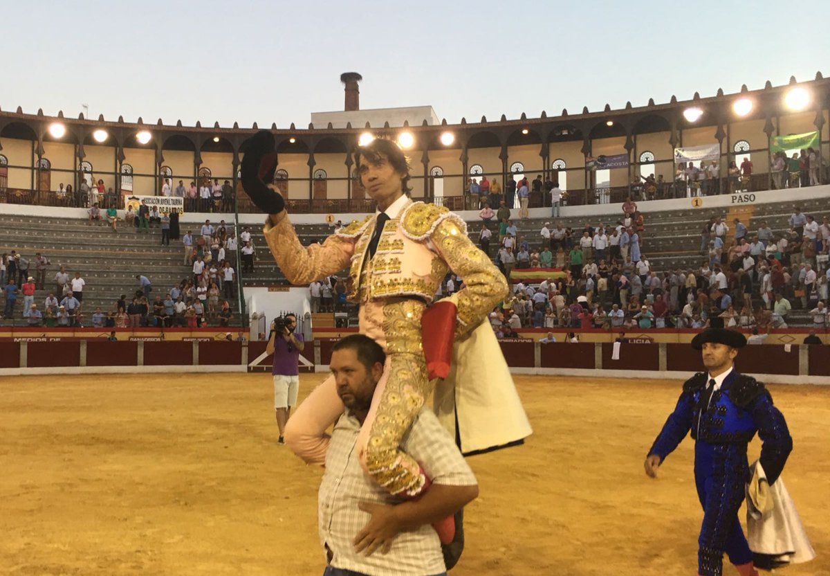 Curro Díaz, soberbio en Almendralejo