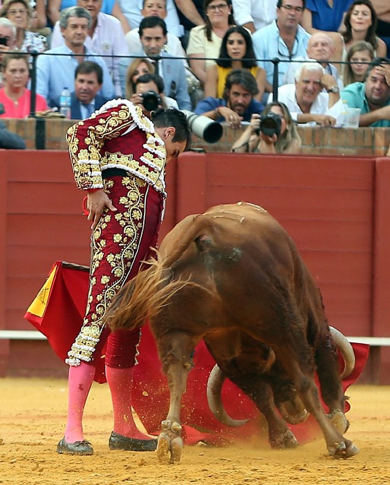Sevilla - Corrida de toros - Domingo 30 de septiembre de 2018