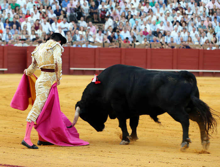 Sevilla - Corrida de toros - Domingo 30 de septiembre de 2018
