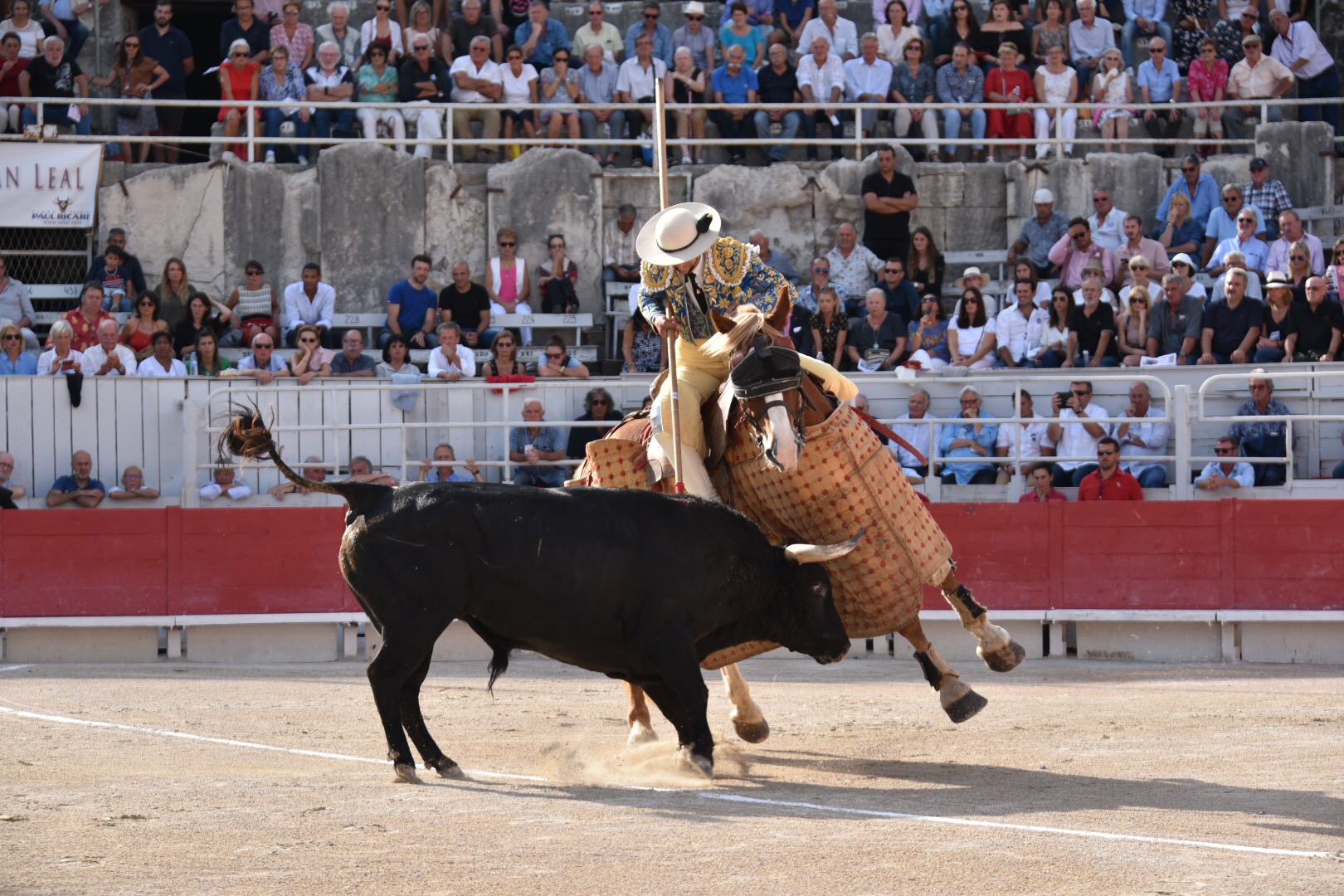 Arles (Francia) - Corrida de toros - Domingo 9 de septiembre de 2018