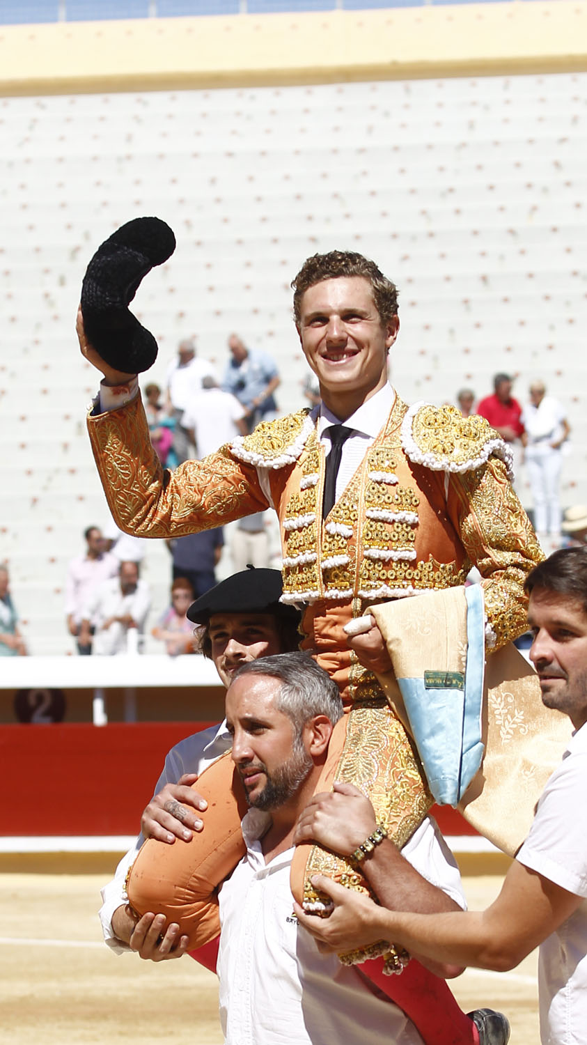 Bayona (Francia) - Novillada picada - Domingo 2 de septiembre de 2018