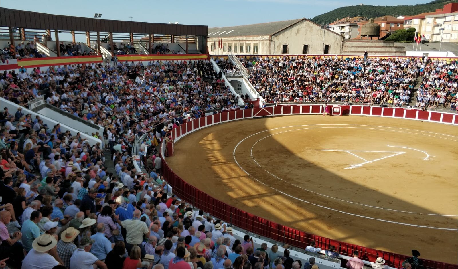 Santoña cierra la corrida de toros para el 8 de septiembre