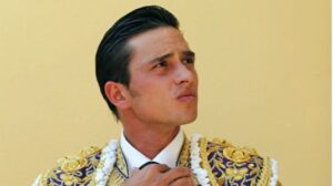 Busto Alberto Aguilar