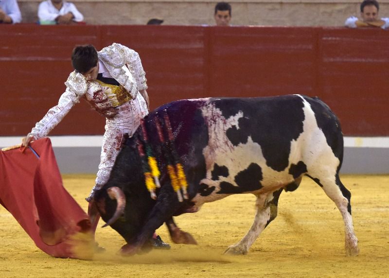 Temeridad de Aquilino Girón, oreja en el cierre de Villaseca