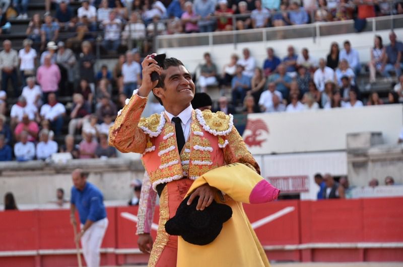 Solitaria oreja para Joselito Adame en Nimes