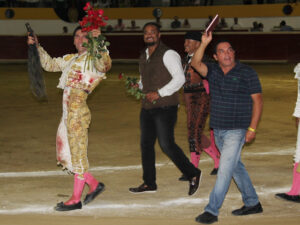 Alberto Lamelas, cuatro orejas y rabo en Tovar