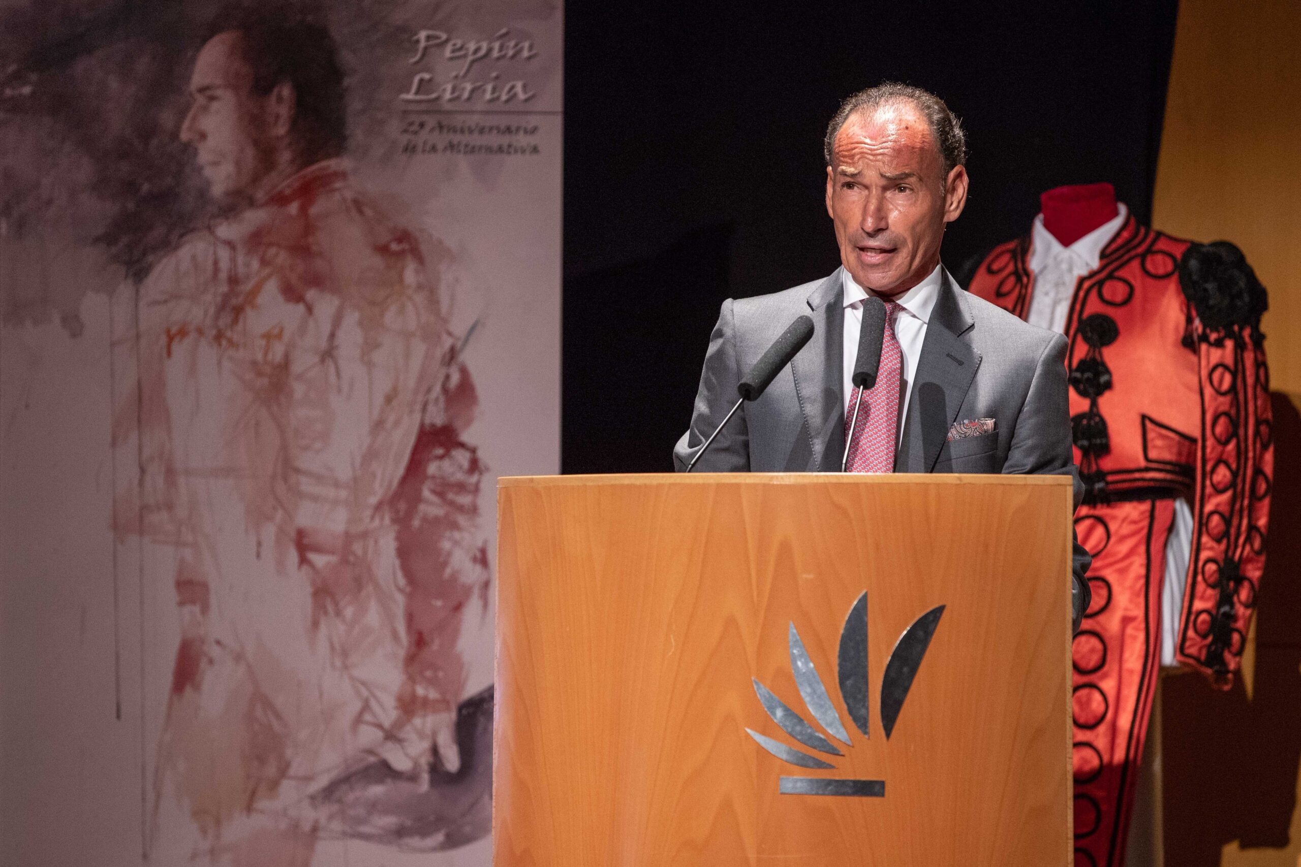 Emotivo pregón de Pepín Liria en Murcia