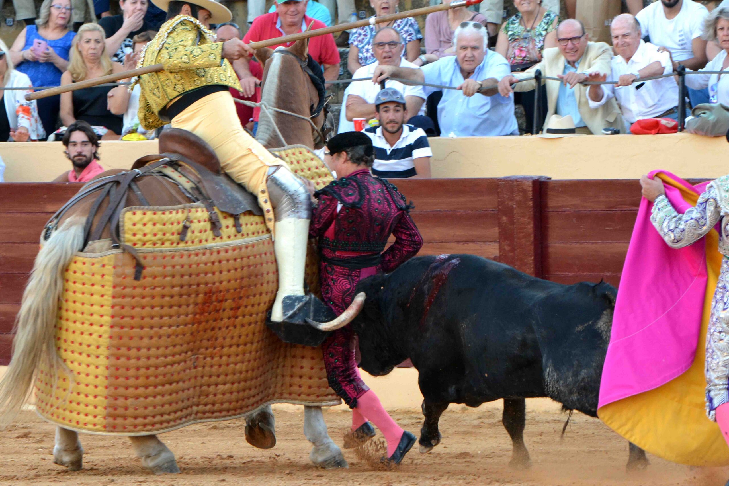 Osuna (Sevilla) - Cogida de Pepe Luis - Sábado 6 de octubre de 2018