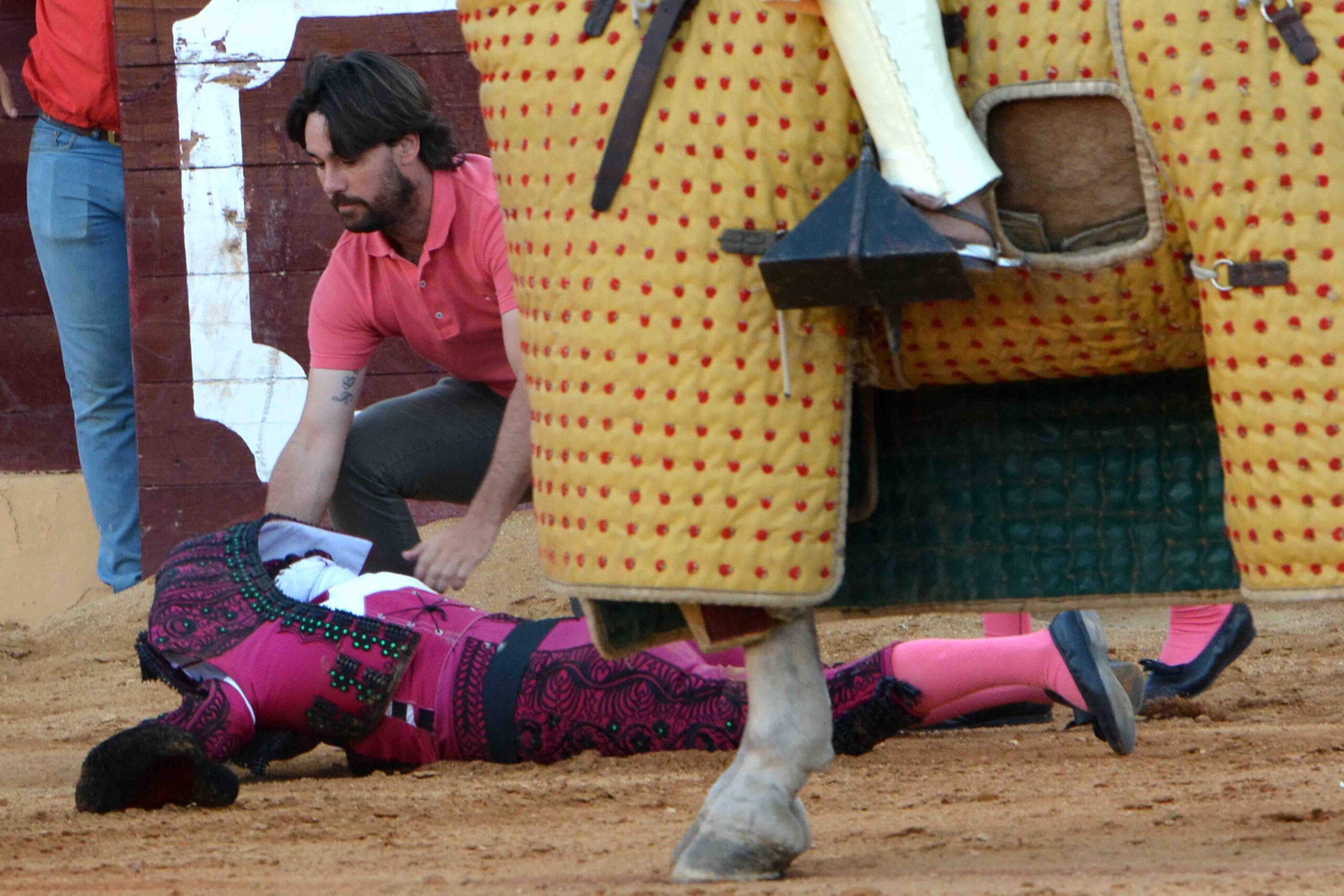 Osuna (Sevilla) - Cogida de Pepe Luis - Sábado 6 de octubre de 2018