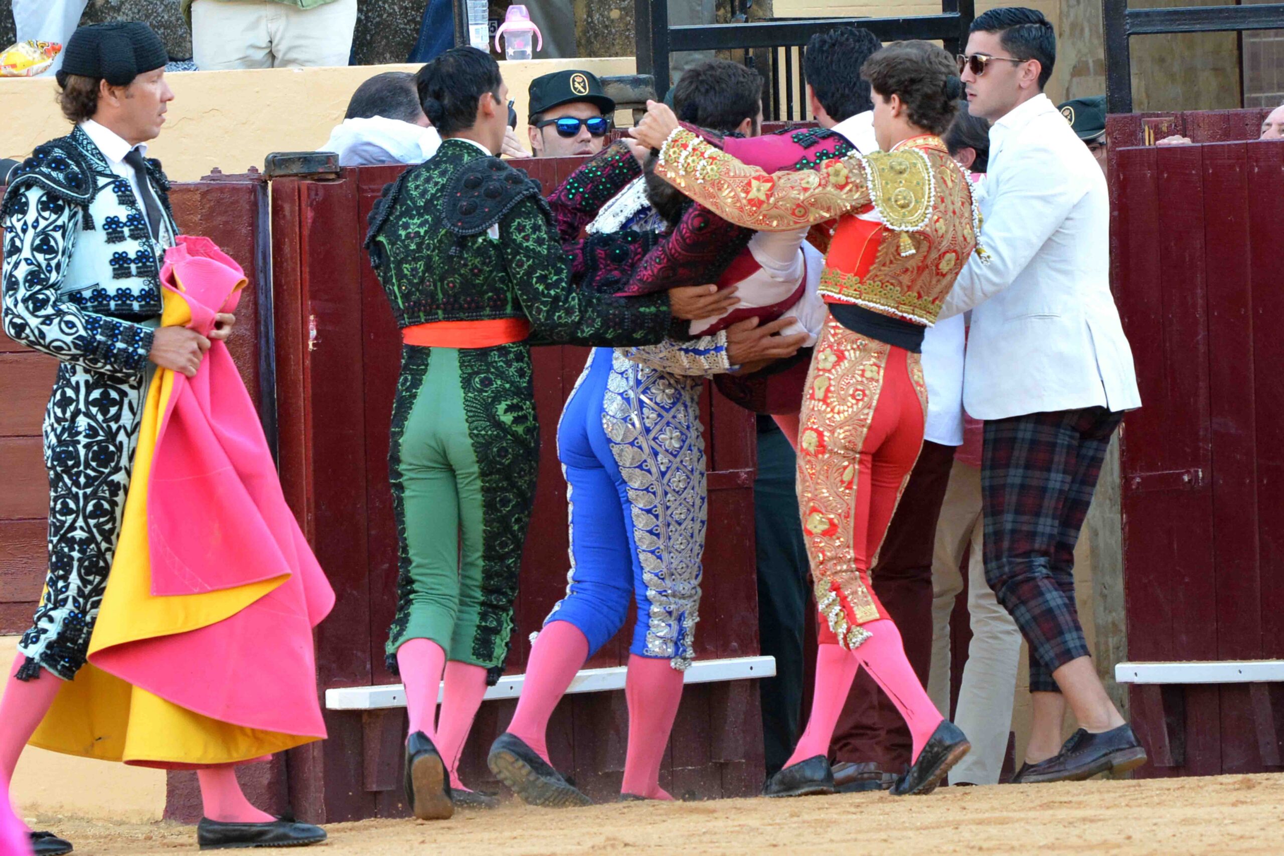 Osuna (Sevilla) - Cogida de Pepe Luis - Sábado 6 de octubre de 2018