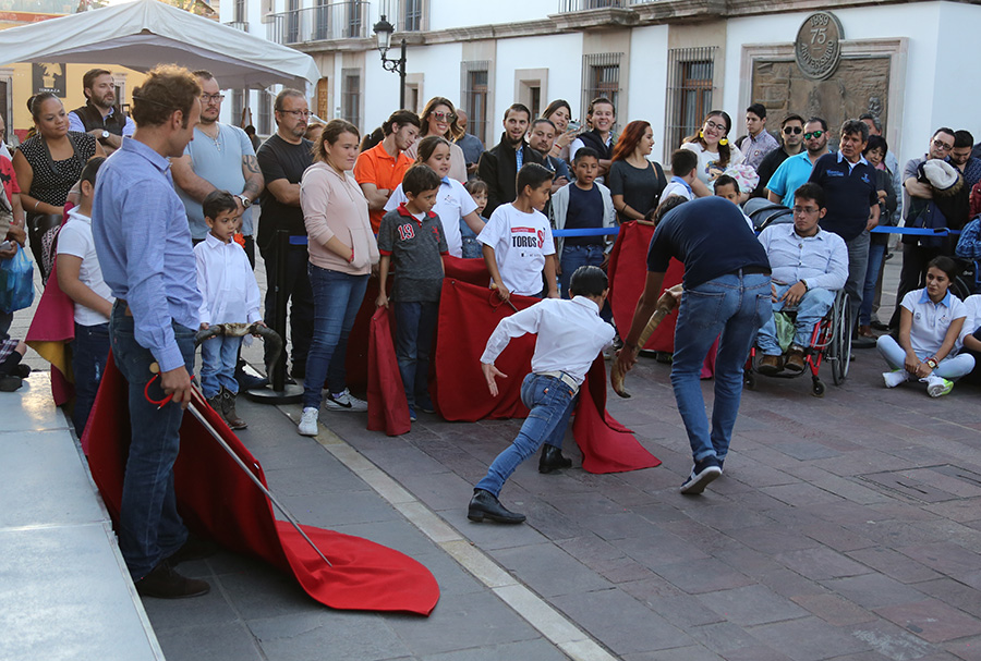 Aguascalientes - Clase de práctica de Antonio Ferrera con los jóvenes aficionados