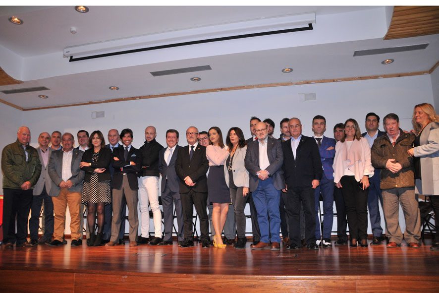 Linares - Entrega de Trofeo Manolete a título póstumo a Fandiño