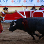 Irapuato (México) - El Zapata arma la Revolución saliendo a hombros en Irapuato, Armillita y Cartagena pasean oreja