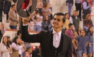 Diego Sánchez, puerta grande en el festival de Aguascalientes