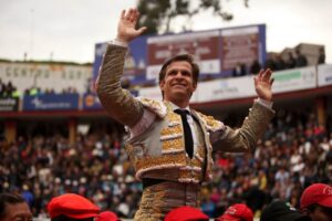 El Juli triunfa en la encerrona en Latacunga (Ecuador) - Viernes 30 de noviembre de 2018