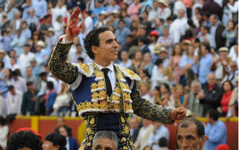 Joaquín Galdós, ganador de la Puntilla de Plata de Lima