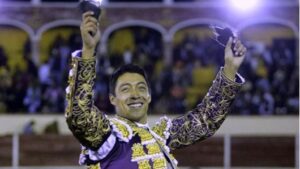 Sergio Flores triunfa en Tlaxcala