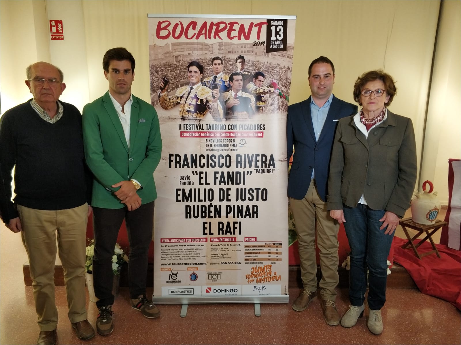 Atractivo cartel para el festival de Bocairent