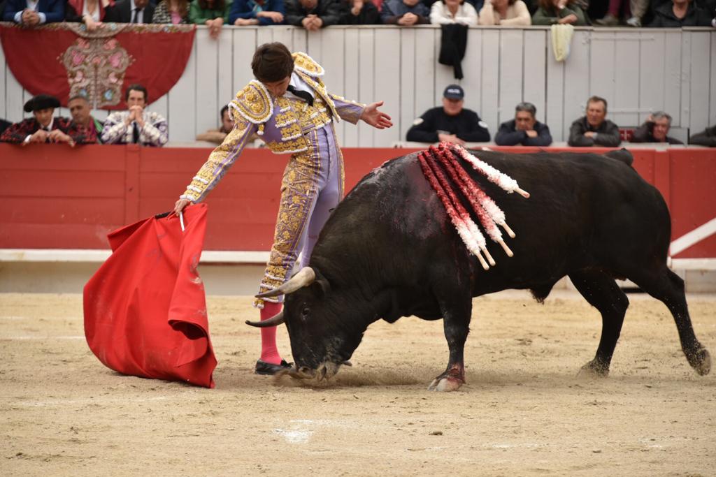 Arles, domingo 21 de abril de 2019. Feria de Pascua