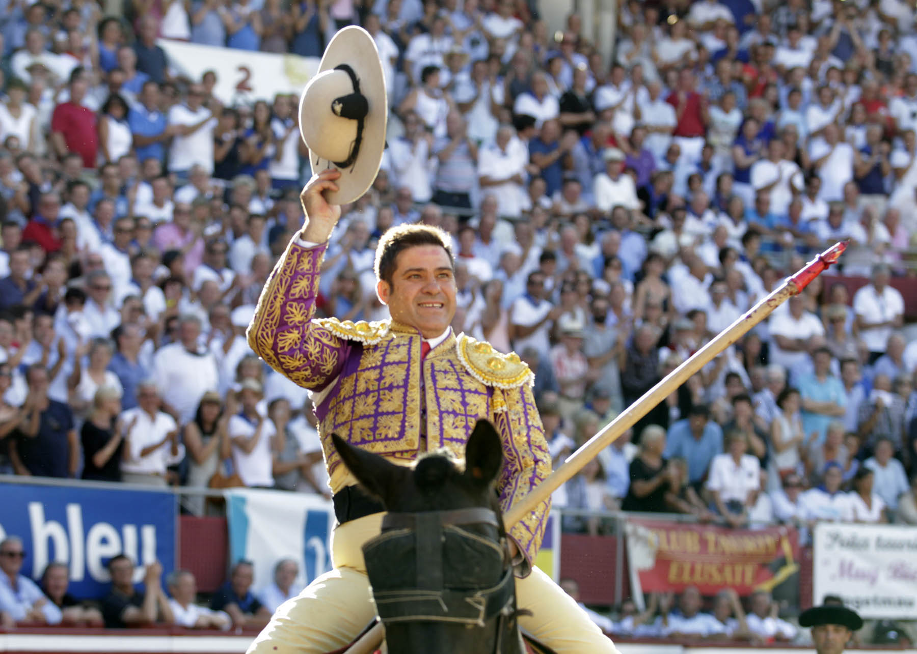 Juan José Esquivel: "La afición quiere que se pique bien"