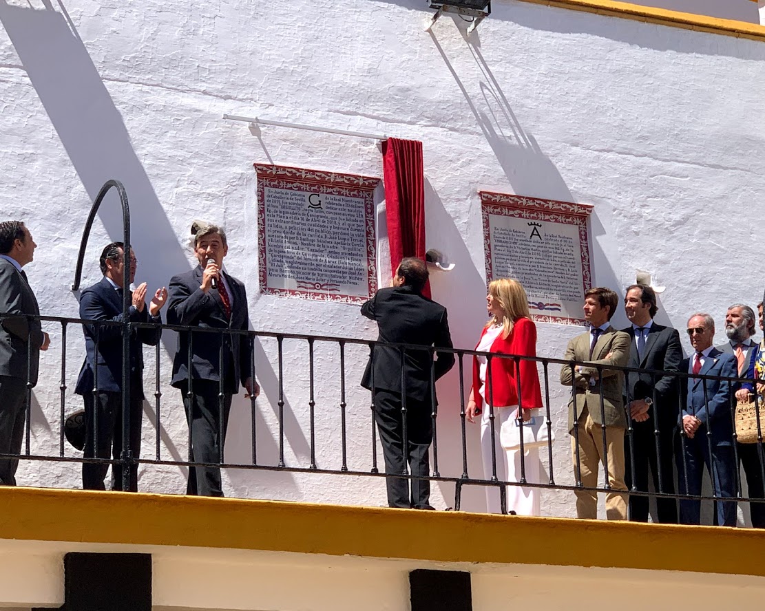 Azulejo para Orgullito en la Maestranza de Sevilla