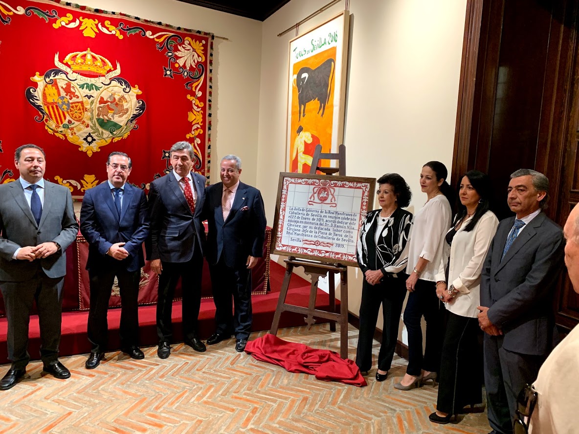 Los maestrantes de Sevilla recuerdan al doctor Vila