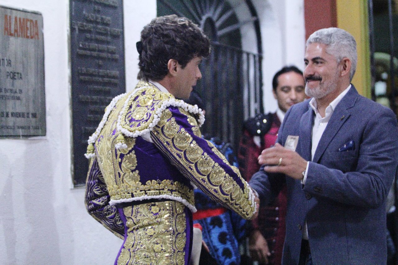 Eduardo Gallo cambia de mentor