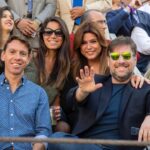 Carlos Latre y su mujer Yolanda Marcos con amigos