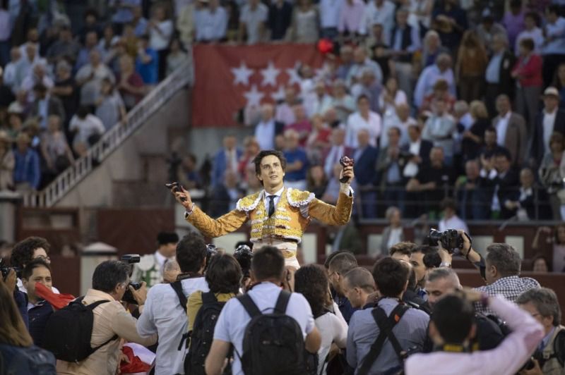 Puerta grande para un rotundo Roca Rey en Madrid