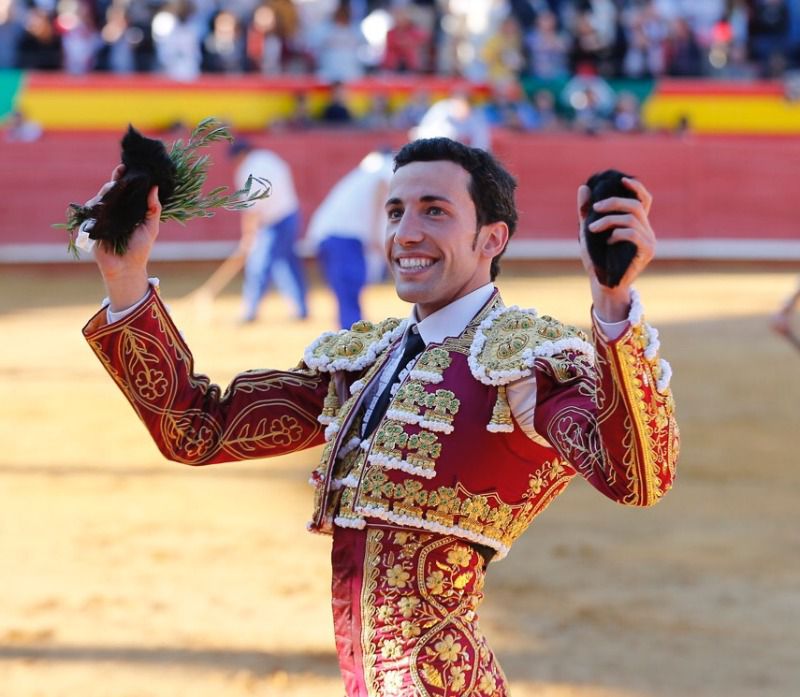 De Miranda: "Tengo ganas de que salga el toro para demostrar el torero que quiero ser"