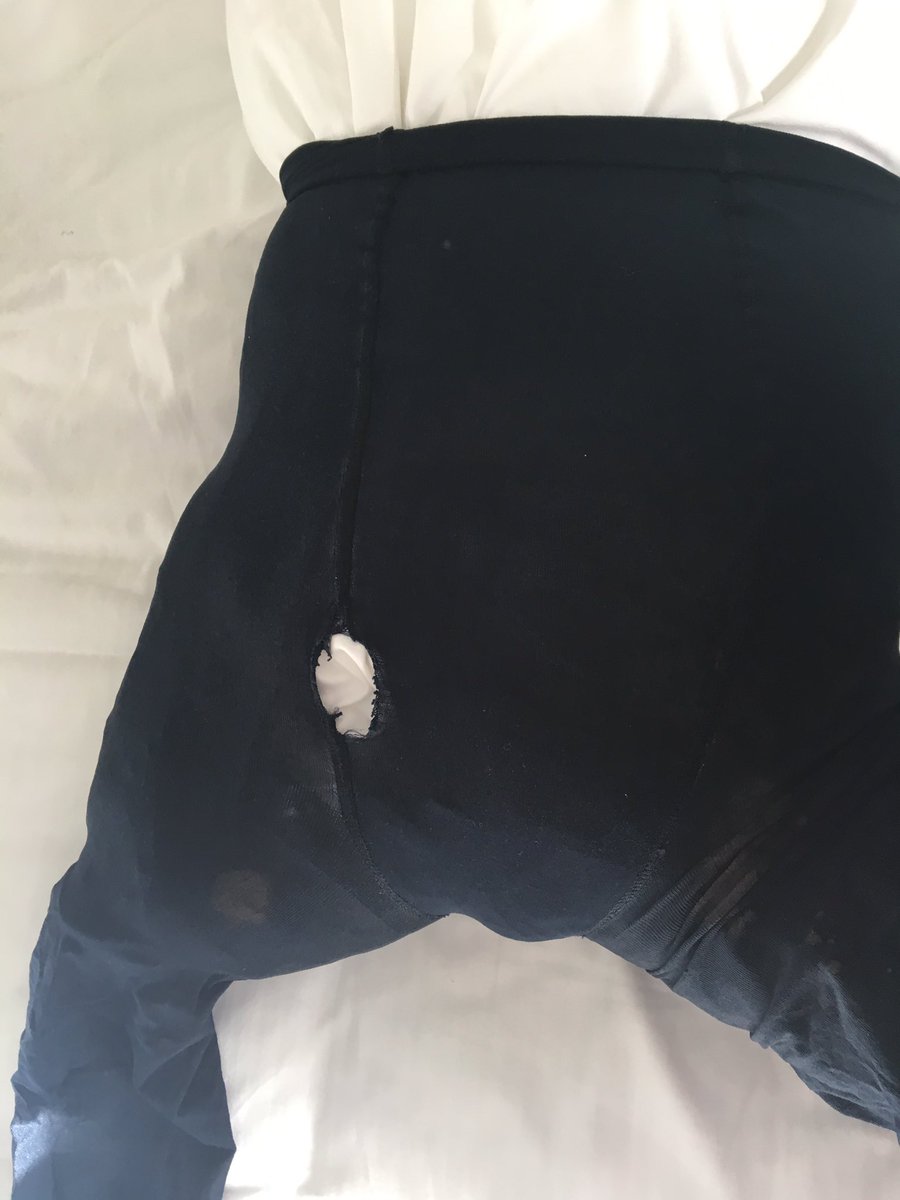 Los pantis de Roca Rey tras torear en Las Ventas.