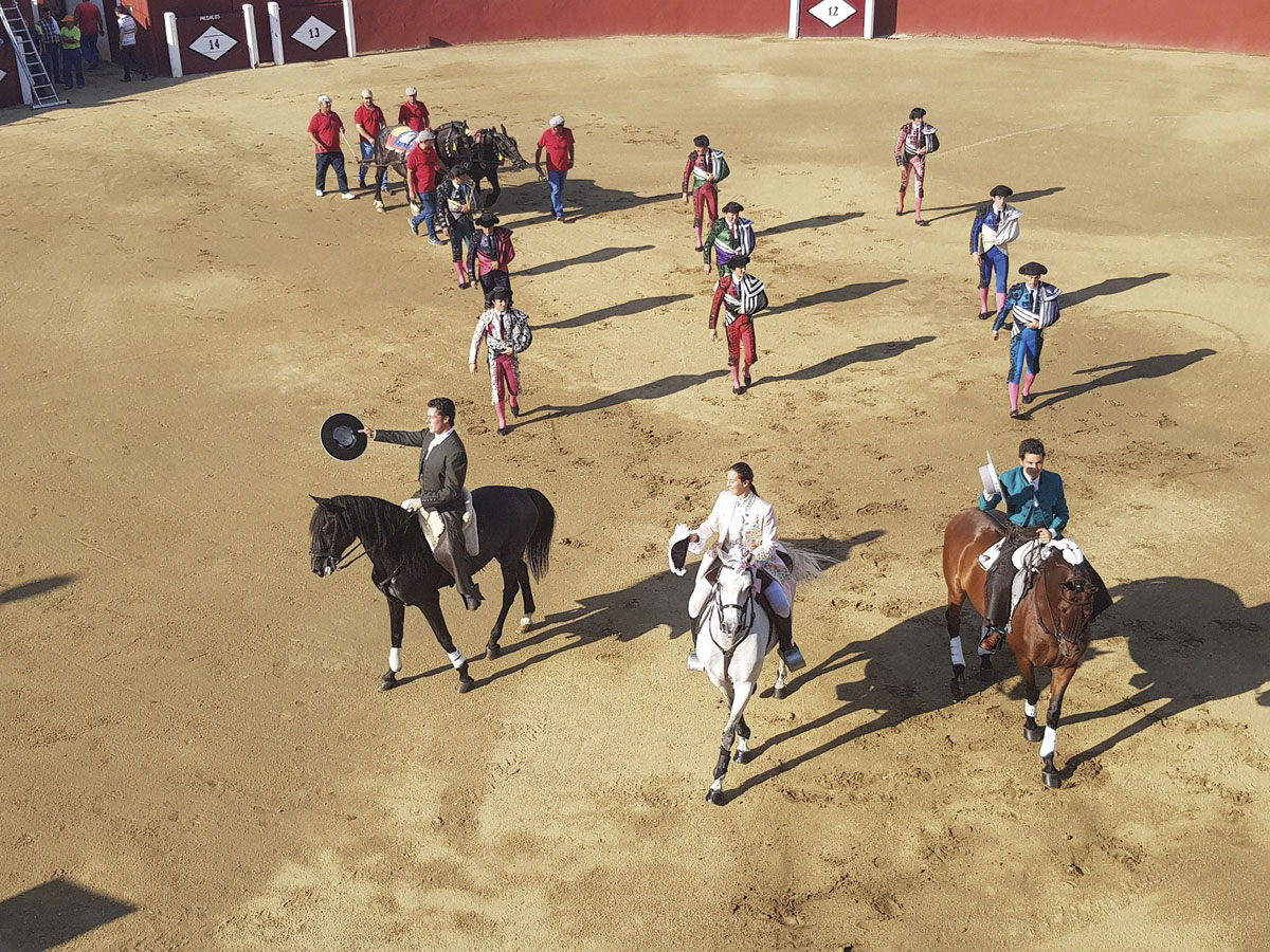 Festejos a pie y a caballo en El Tiemblo