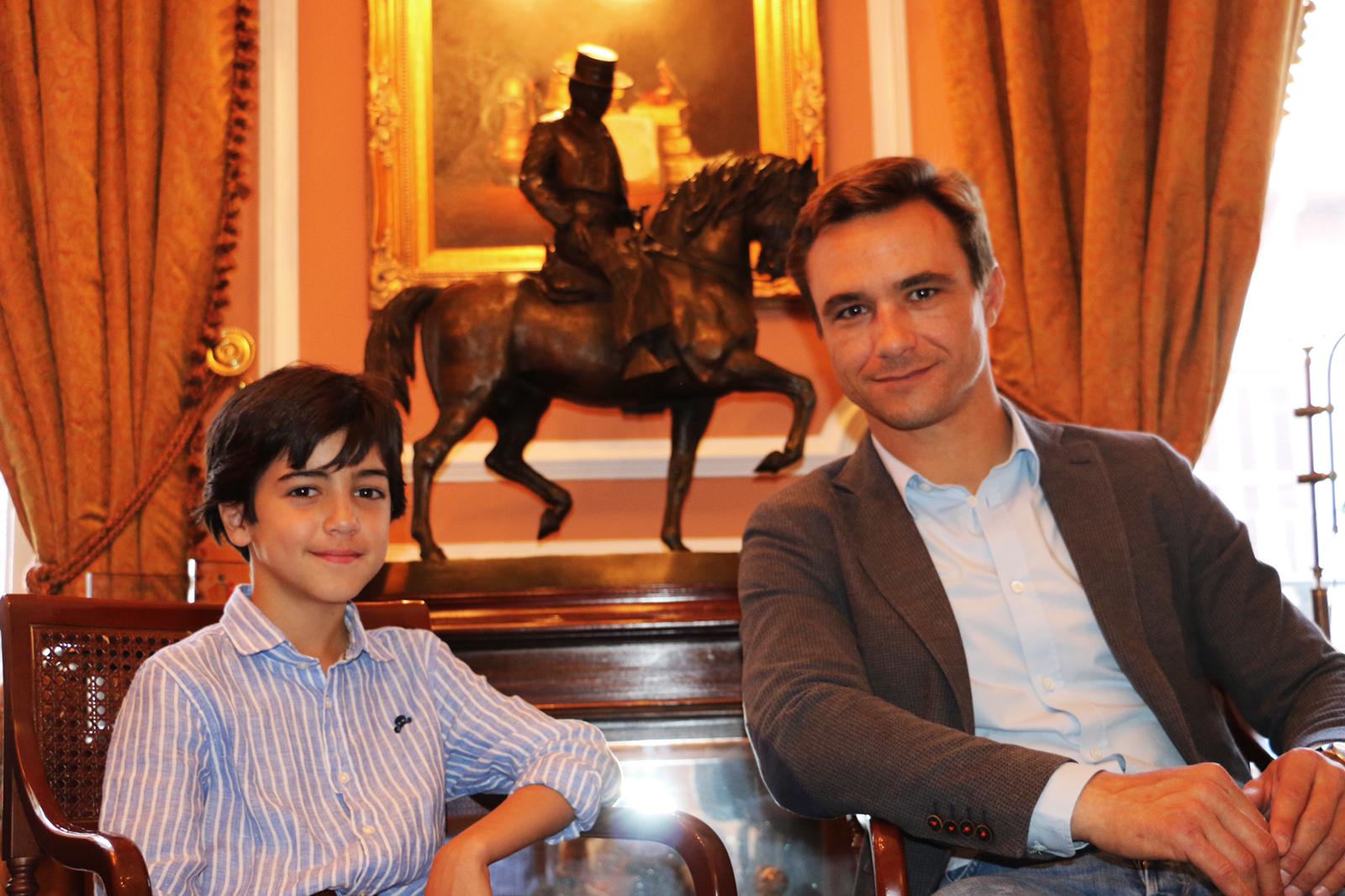 Juan Bautista, apoderado del jovencísimo Marco Pérez