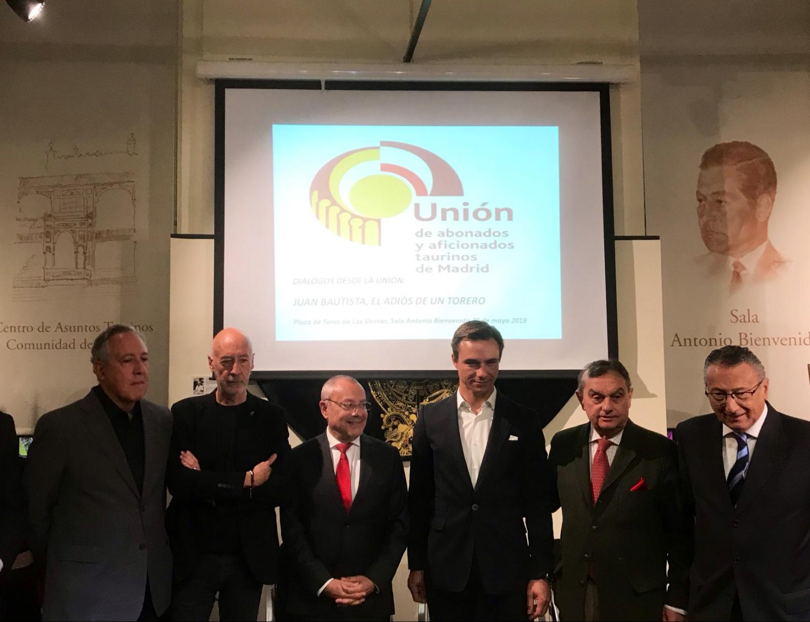 Juan Bautista, homenajeado por los abonados de Madrid