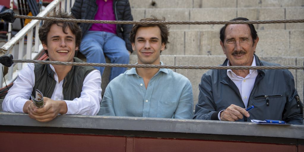 Luis Miguel Castrillón, Manolo Molés