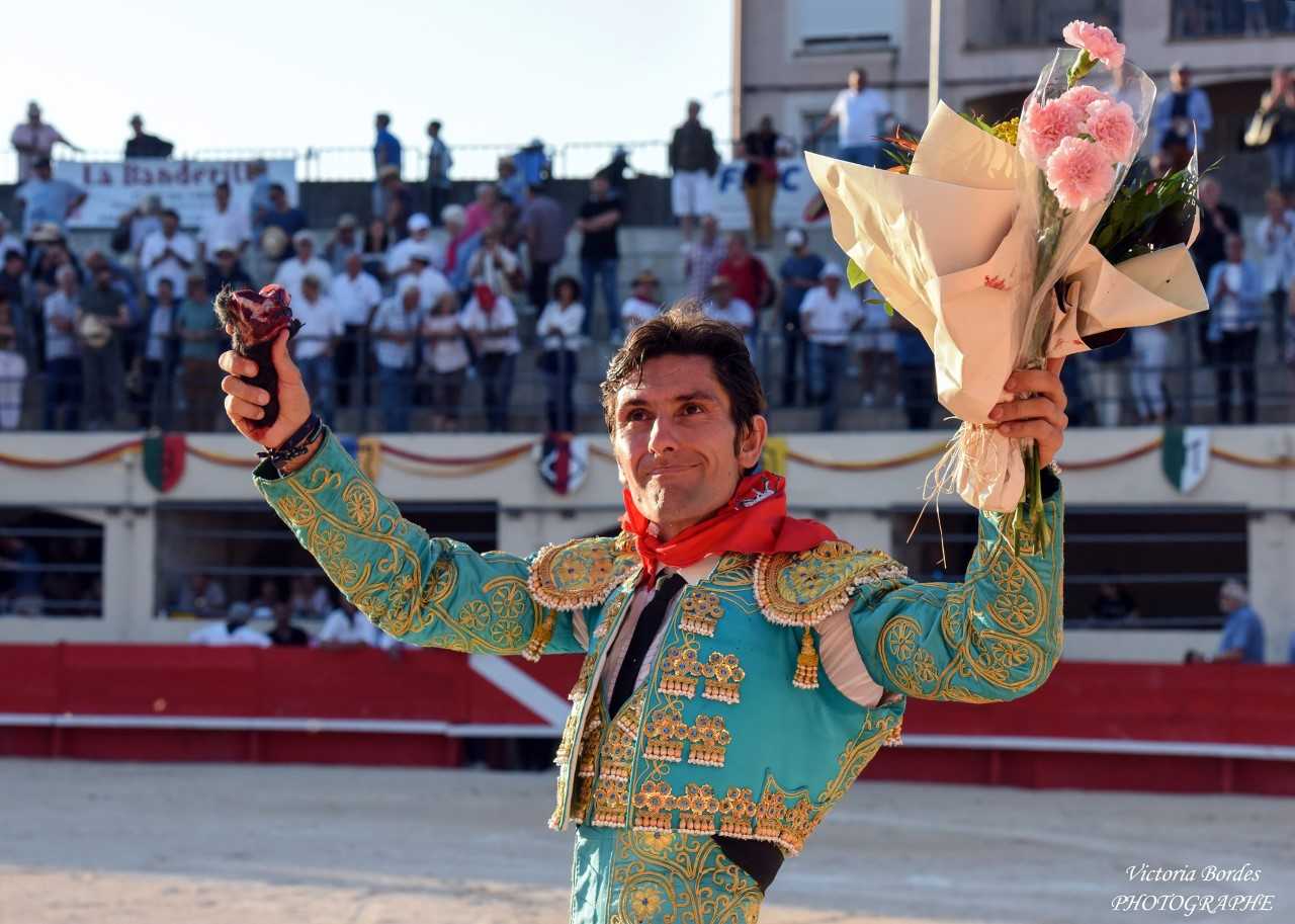 Desembarco de los toros de El Pilar para el mano a mano de Cáceres