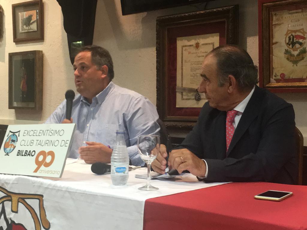 Ricardo Gallardo, protagonista en el Club Taurino de Bilbao