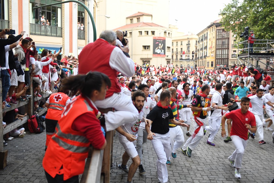 Pamplona, domingo 14 de julio de 2019. Encierro con toros de Miura