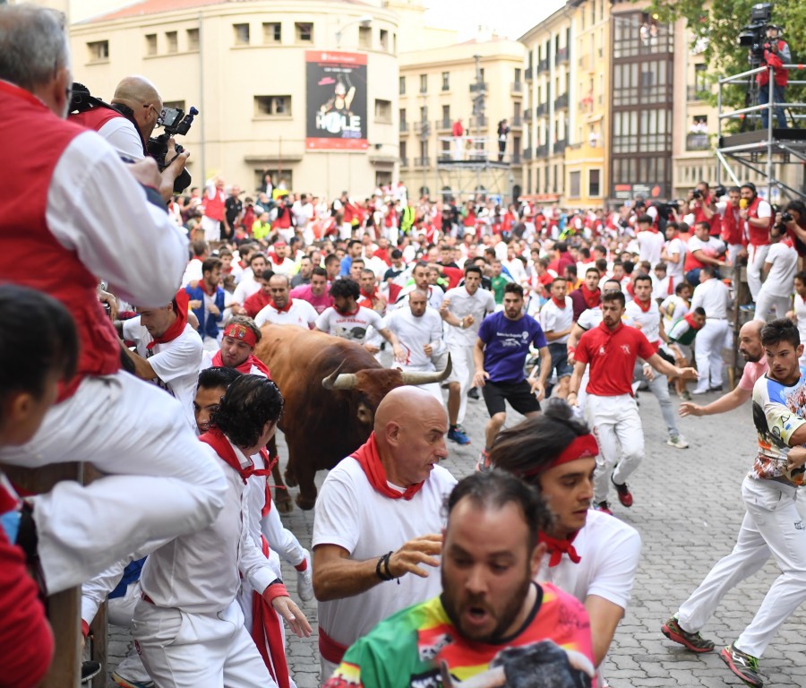 Pamplona, domingo 14 de julio de 2019. Encierro con toros de Miura