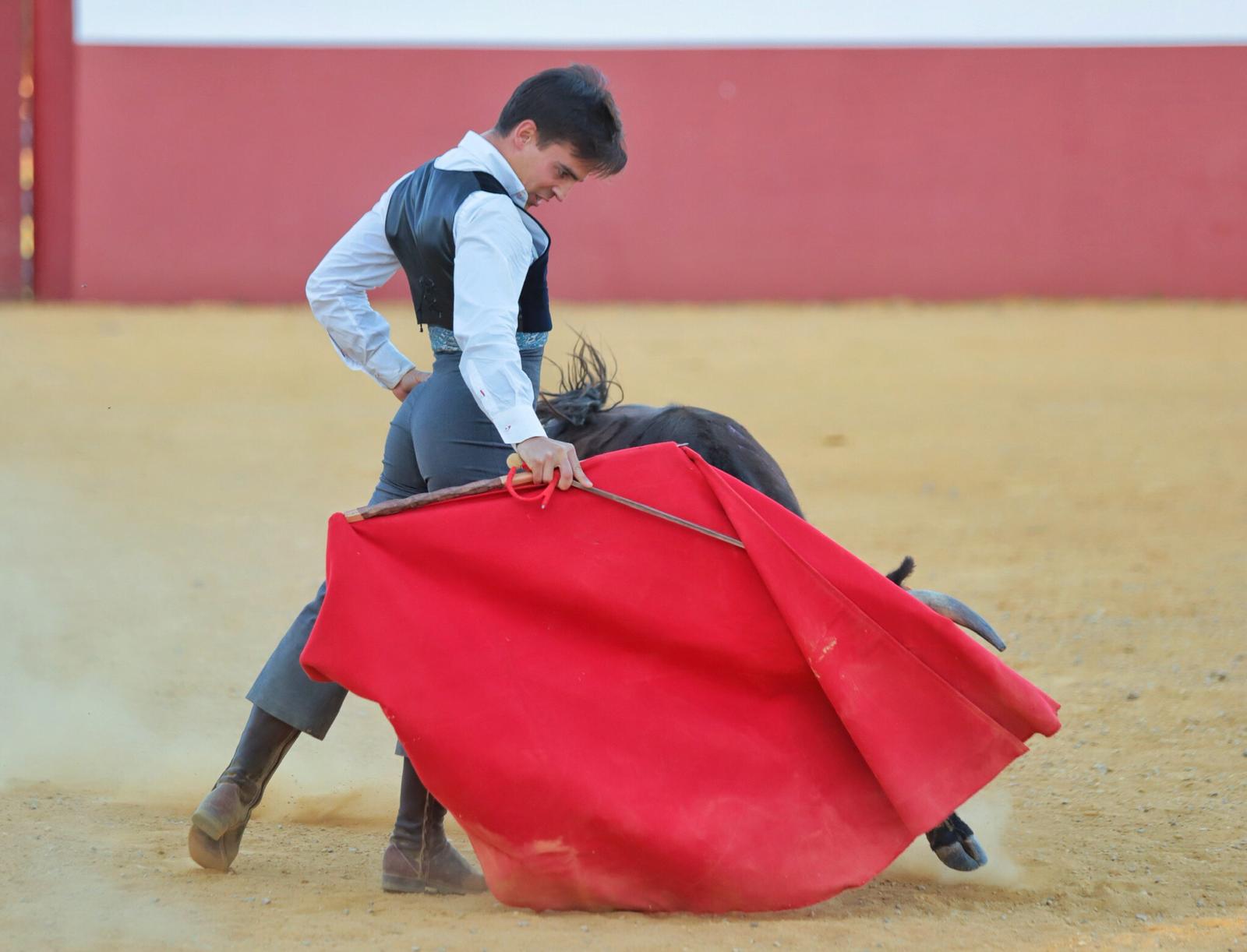 Gonzalo Caballero tienta en Mollalta