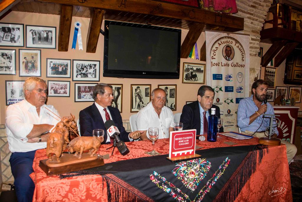 Homenaje a Paco Ojeda en El Puerto de Santa María