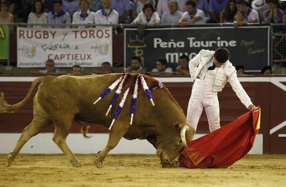 Mont de Marsan, sábado 20 de julio de 2019. Novillada nocturna