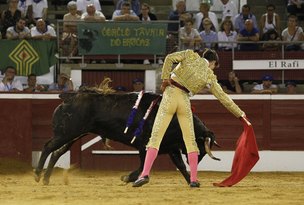 Mont de Marsan, sábado 20 de julio de 2019. Novillada nocturna