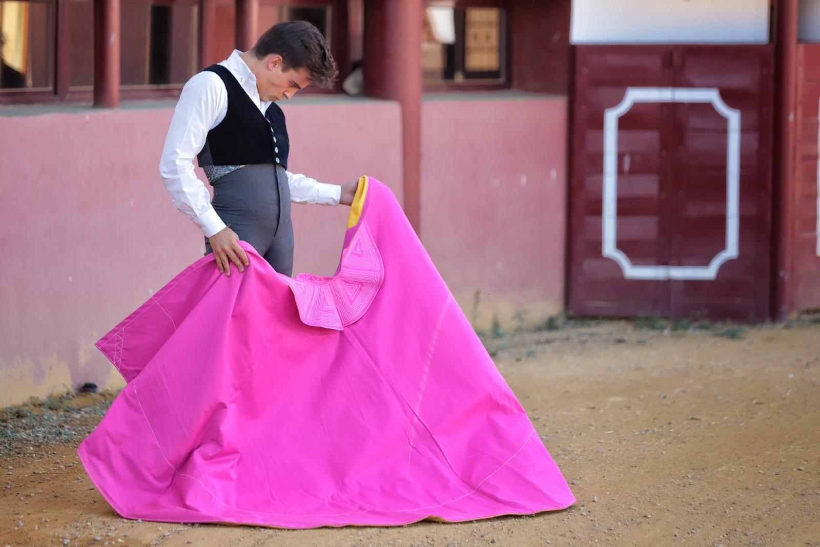 Gonzalo Caballero tienta en Mollalta