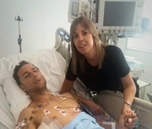 Rafaelillo y su esposa, en el Centro Hospitalario de Navarra.