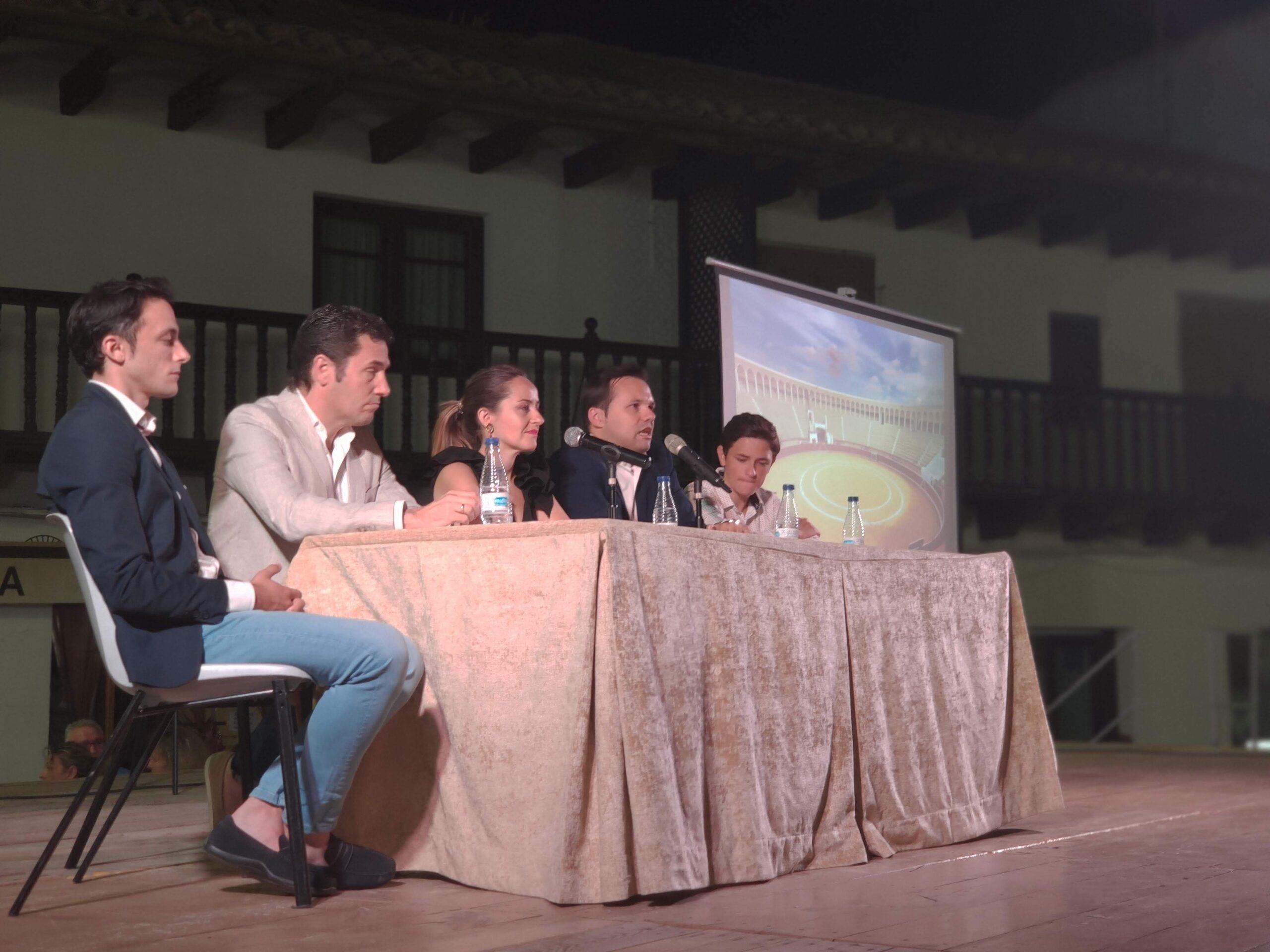 Una novillada y una corrida de toros en Tarazona de la Mancha