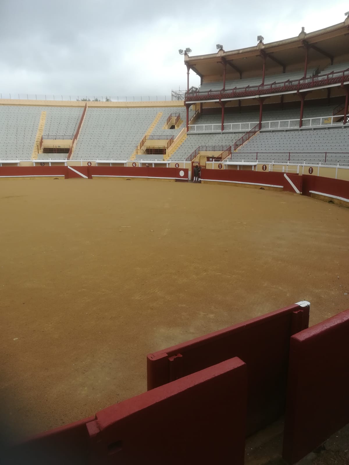 Suspendida la corrida de la alternativa de Dorian Canton en Bayona