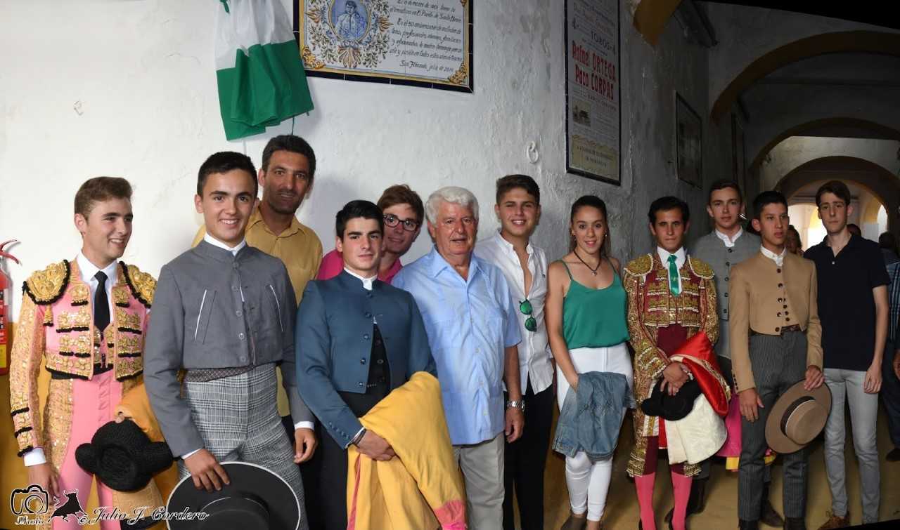 Antonio Pérez ya tiene un azulejo en el coso de San Fernando