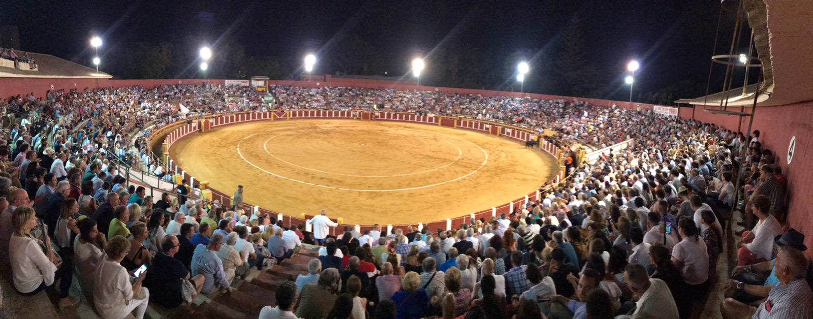 Terna de toreo a caballo para un nuevo día de toros en Fuengirola